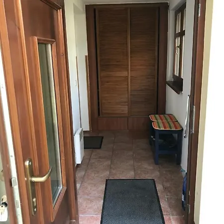Dum U Koupaliste Villa *
